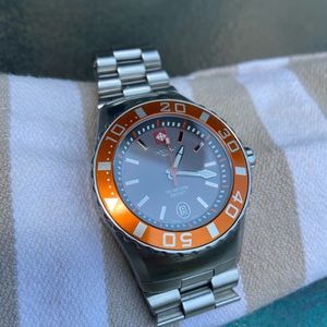 Zodiac Sea Ghost Orange bezel. 100 meter
